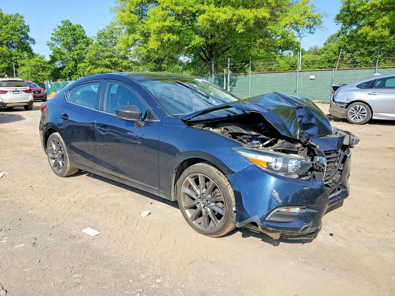 2018 Mazda 3 Touring - Фото 4