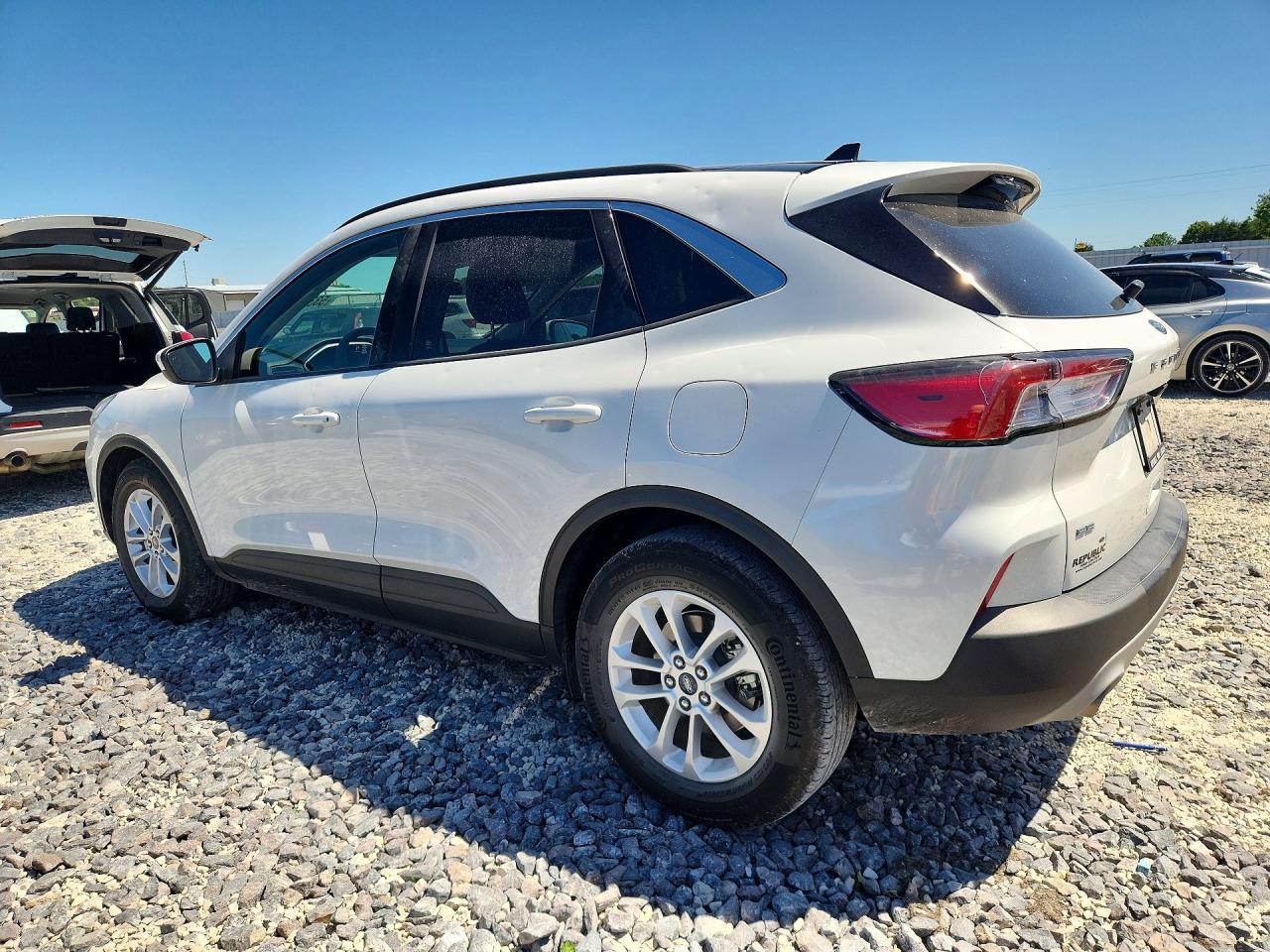 2020 Ford Escape Se - Фото 2