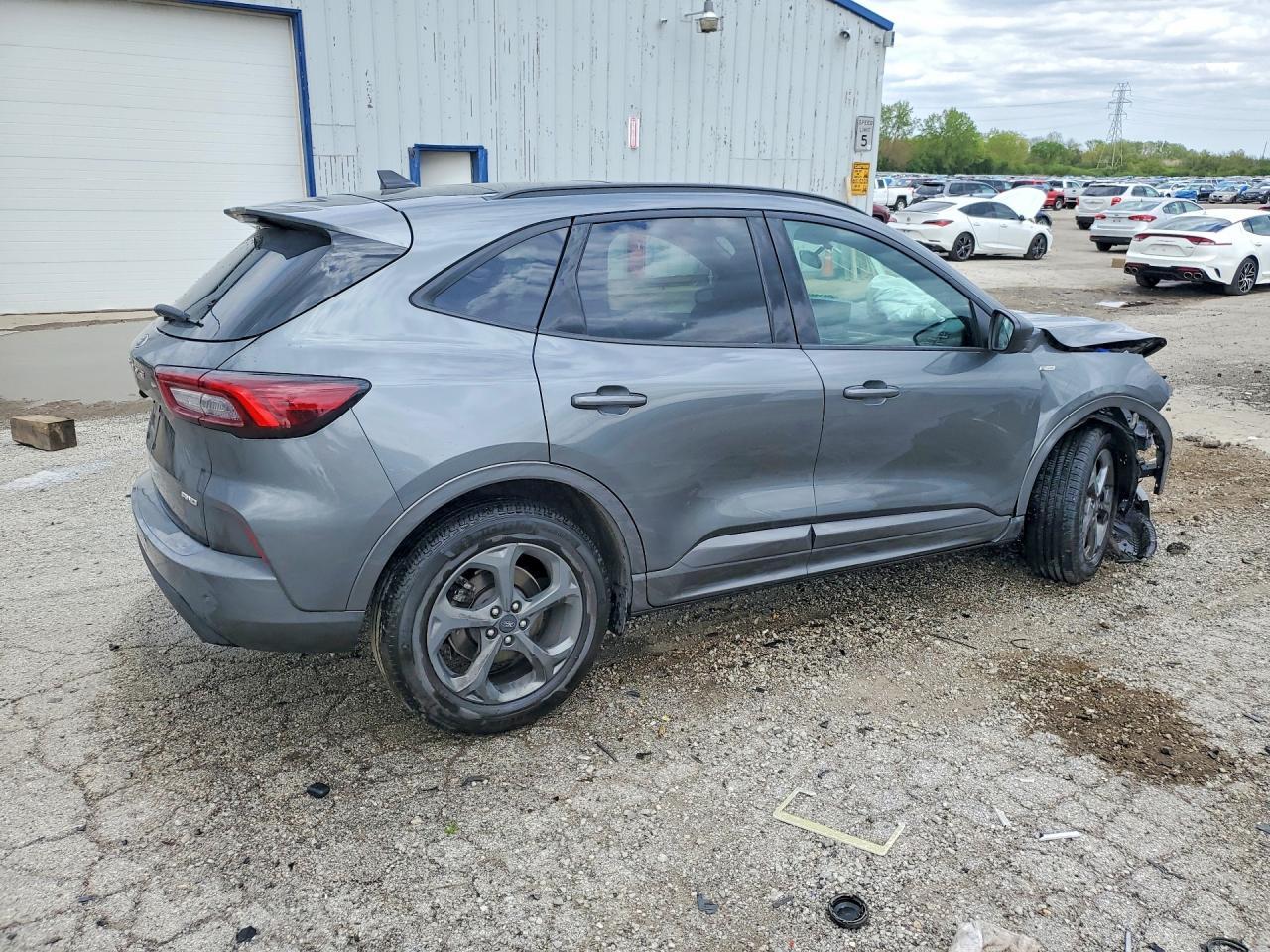 2024 Ford Escape St Line - Фото 3