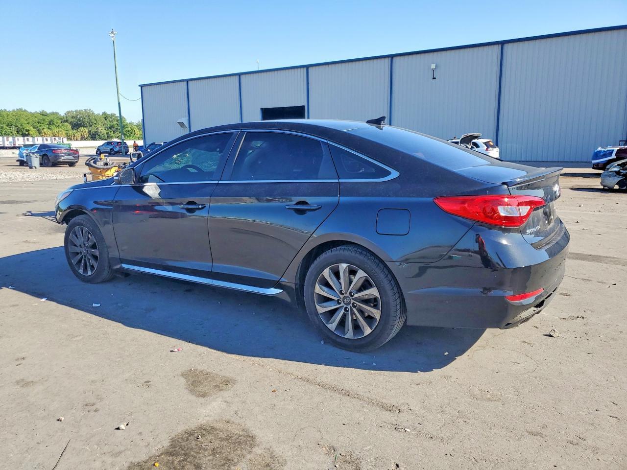 2017 Hyundai Sonata Sport - Image 2