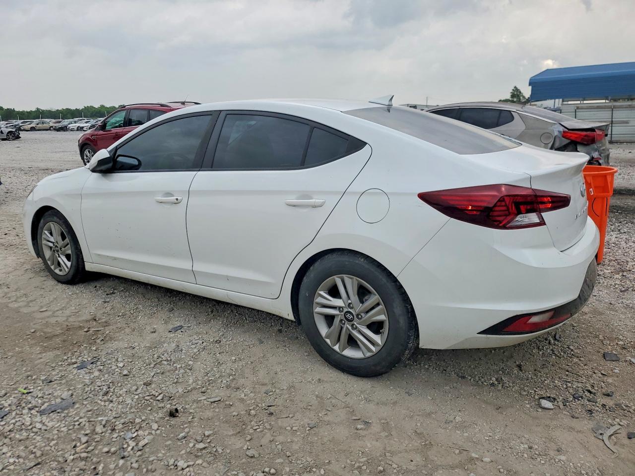 2020 Hyundai Elantra Sel - Фото 2