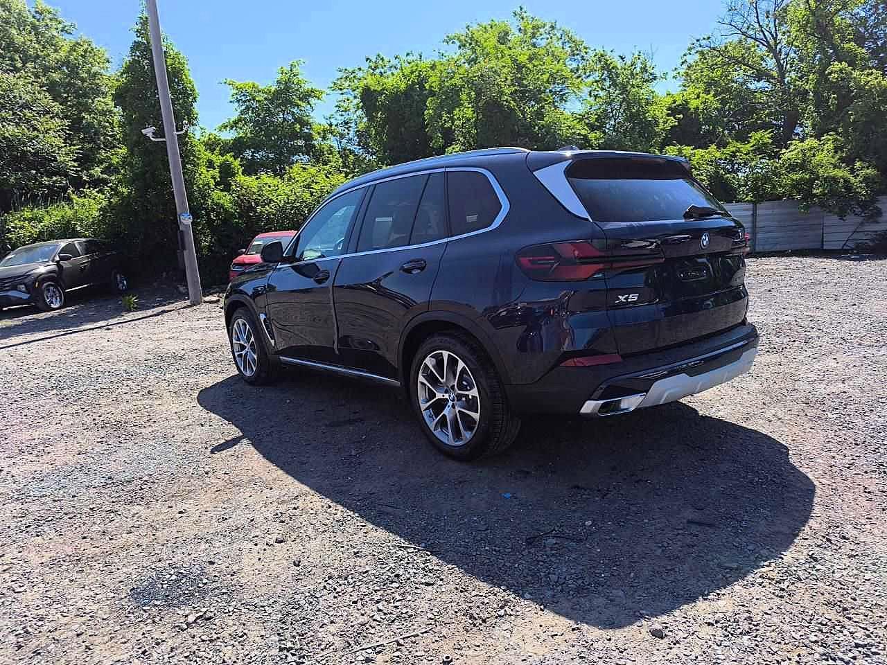 2026 BMW X5 xDrive50E - Image 2