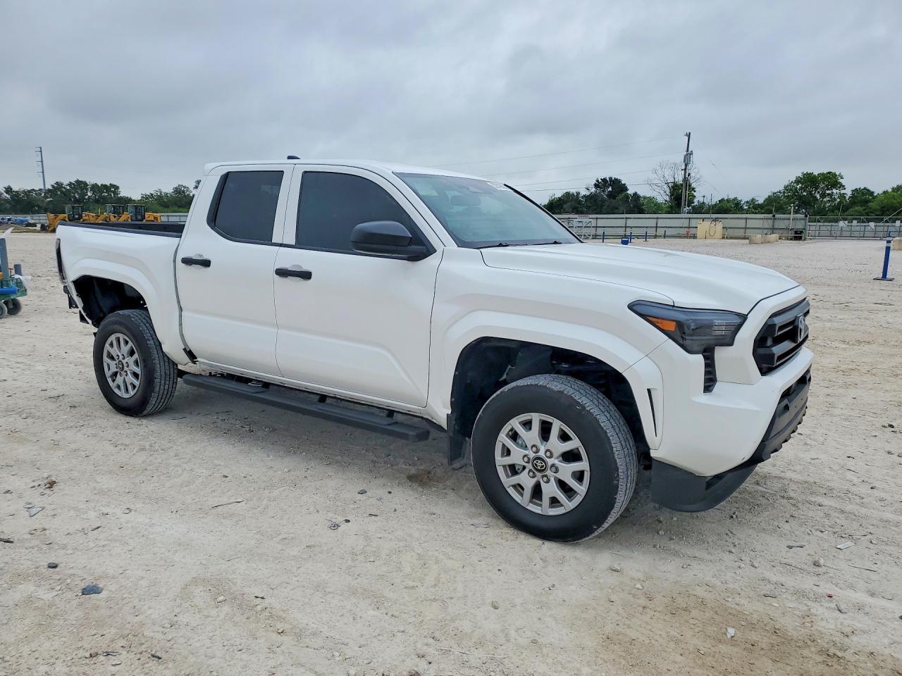 2024 Toyota Tacoma Sr - Фото 4
