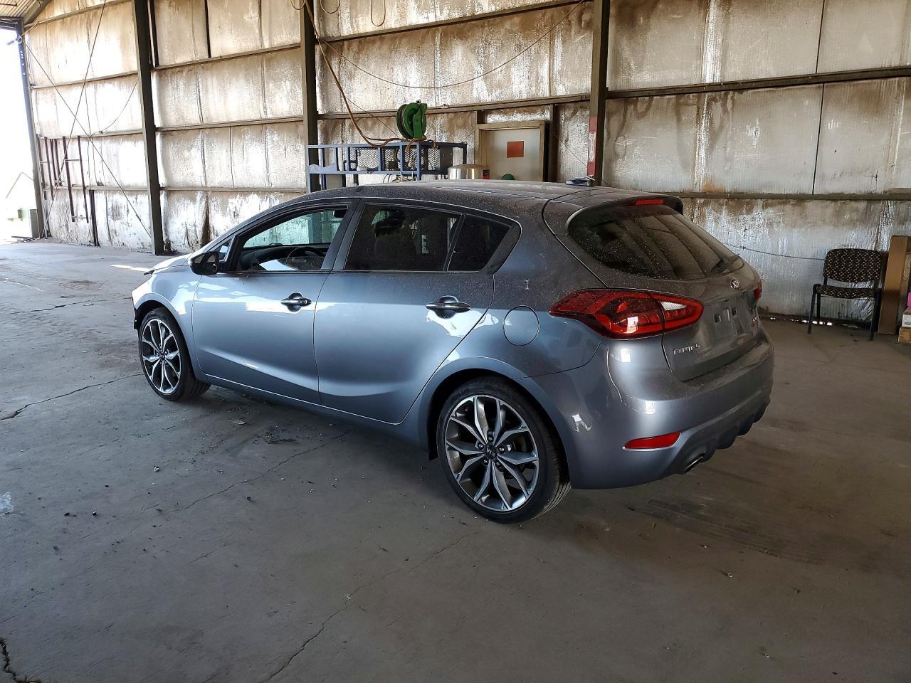 2017 Kia Forte5 Sx - Image 2