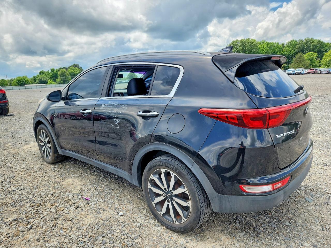 2017 Kia Sportage Ex - Image 2