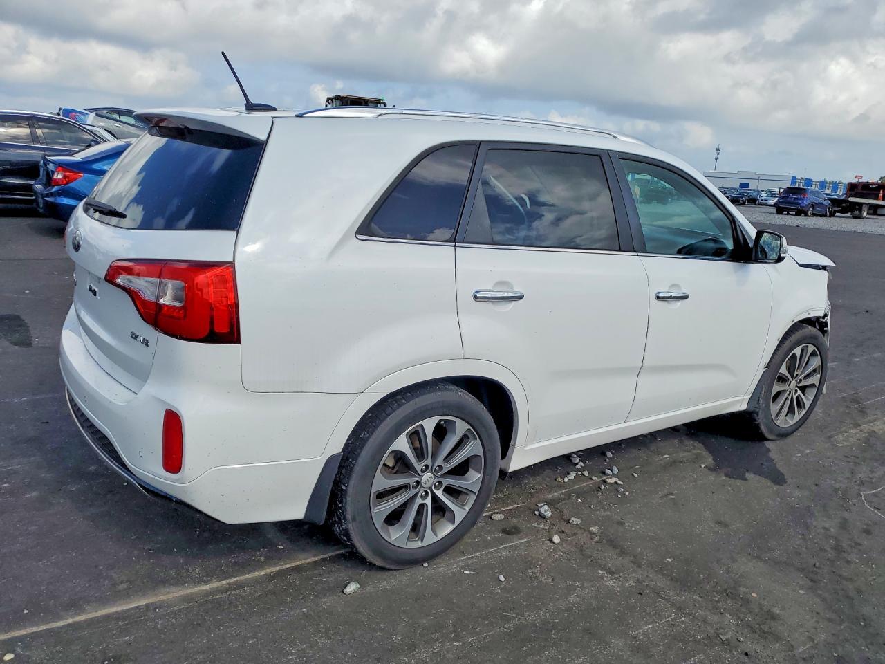 2015 Kia Sorento Sx - Image 3