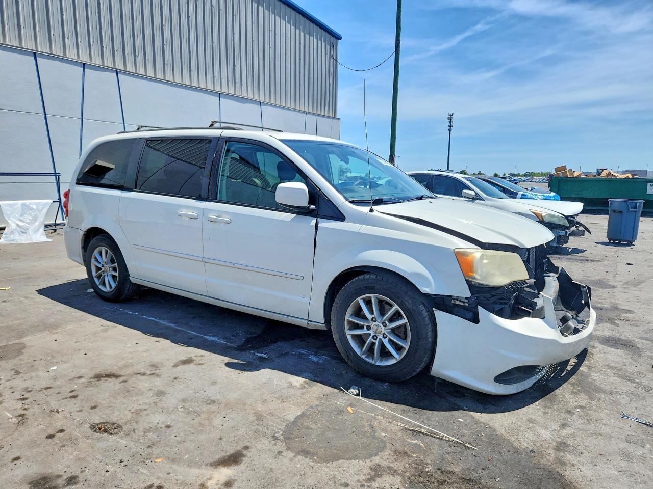 2013 Dodge Grand Caravan Sxt - Image 4