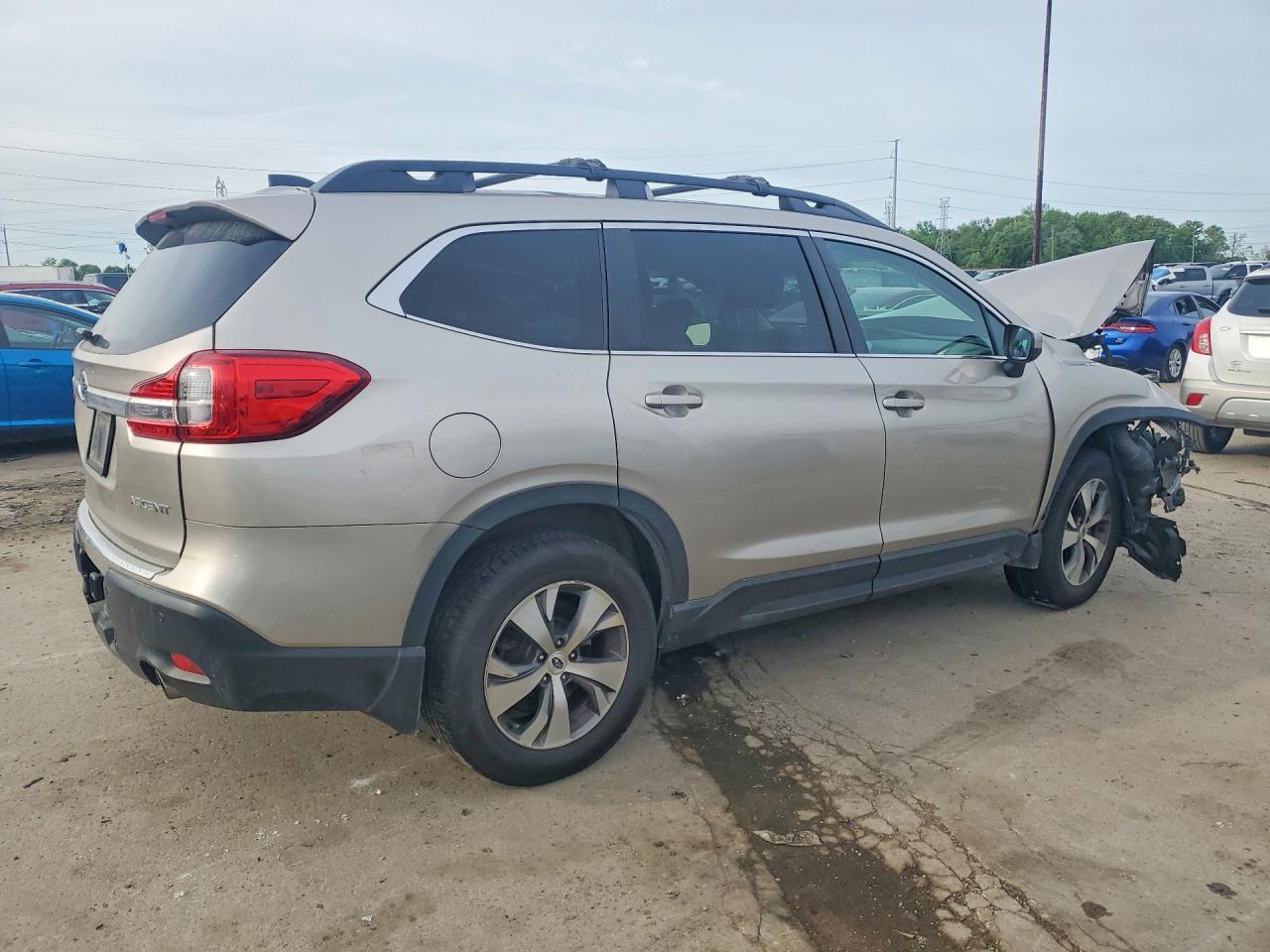 2020 Subaru Ascent Premium - Фото 3