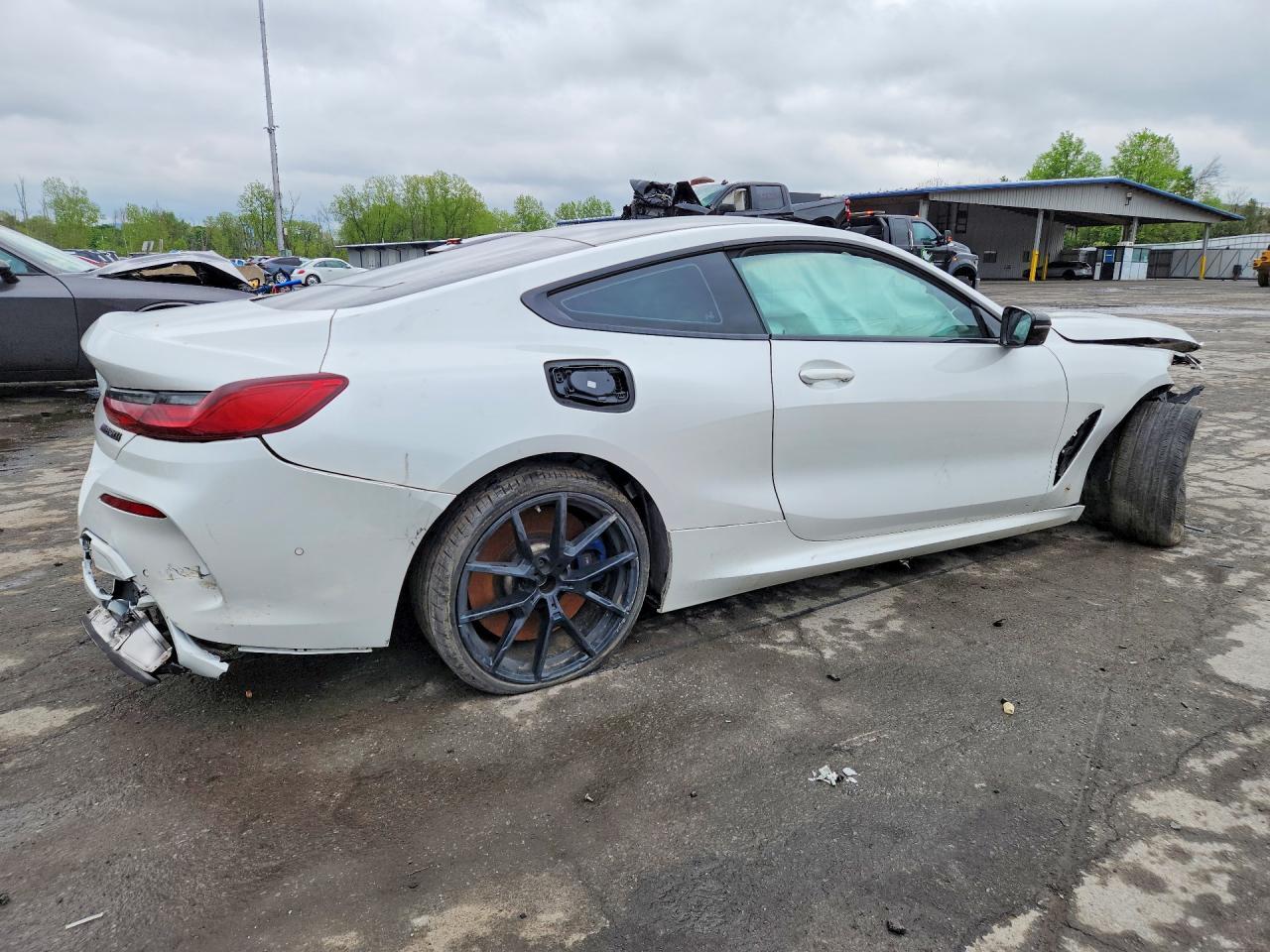 2020 BMW M850Xi - Image 3
