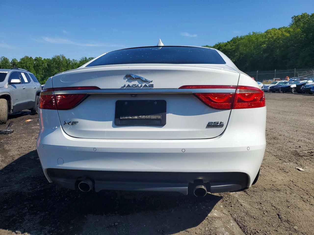 2018 Jaguar Xf R - Sport - Image 6