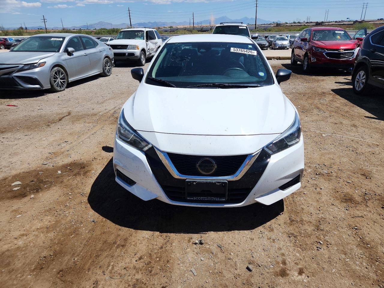 2020 Nissan Versa S - Фото 5