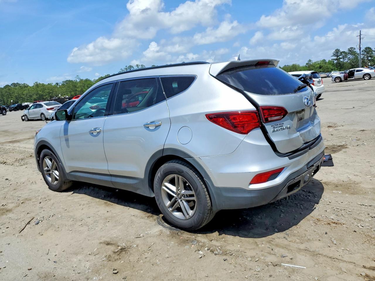 2018 Hyundai Santa Fe Sport 2.4L - Image 2