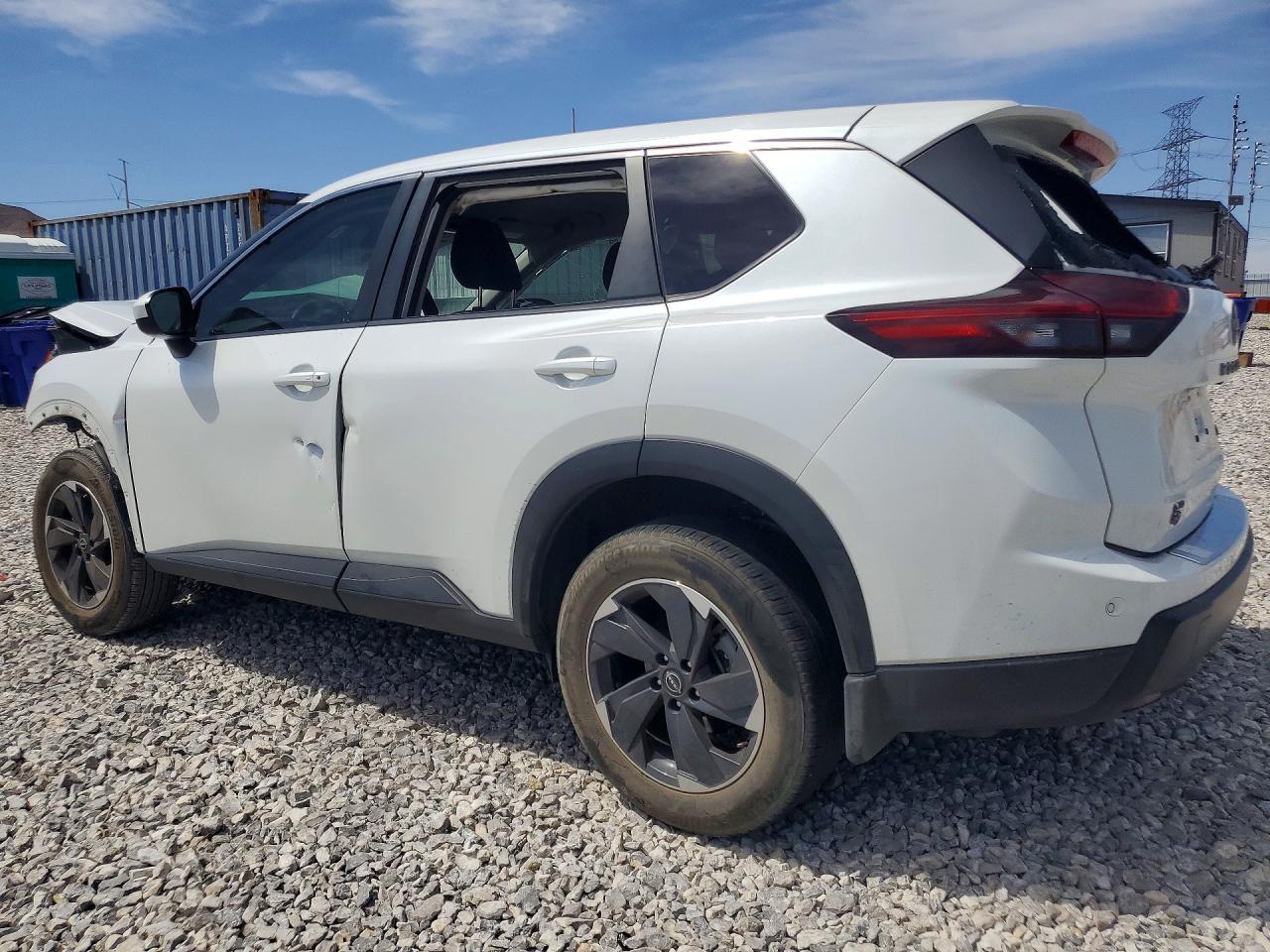 2024 Nissan Rogue Sv - Фото 2
