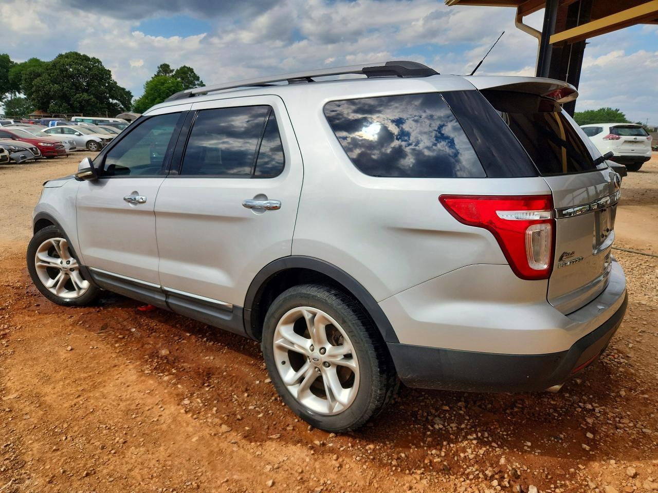 2011 Ford Explorer Limited - Фото 2
