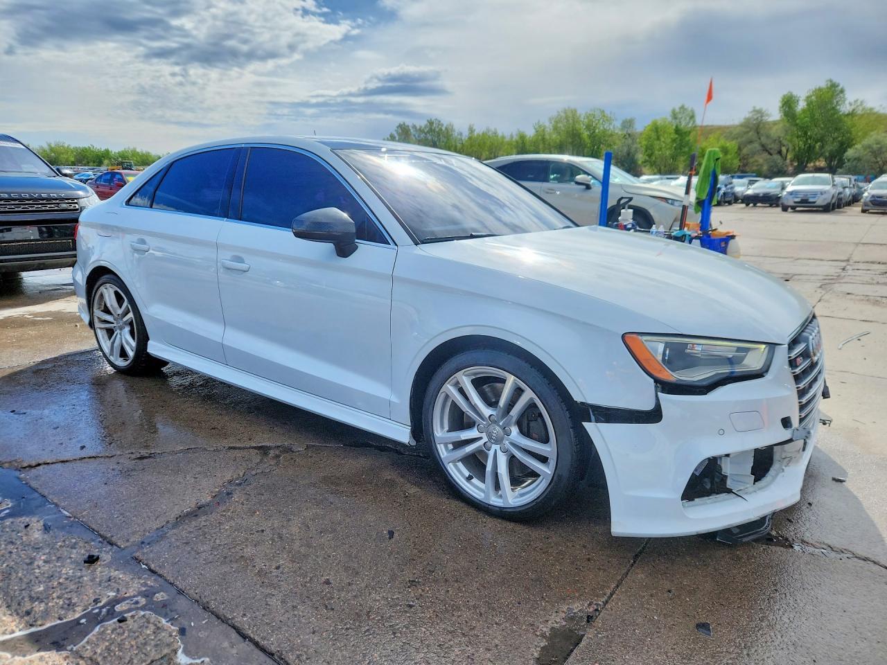 2015 Audi S3 Premium Plus - Фото 4