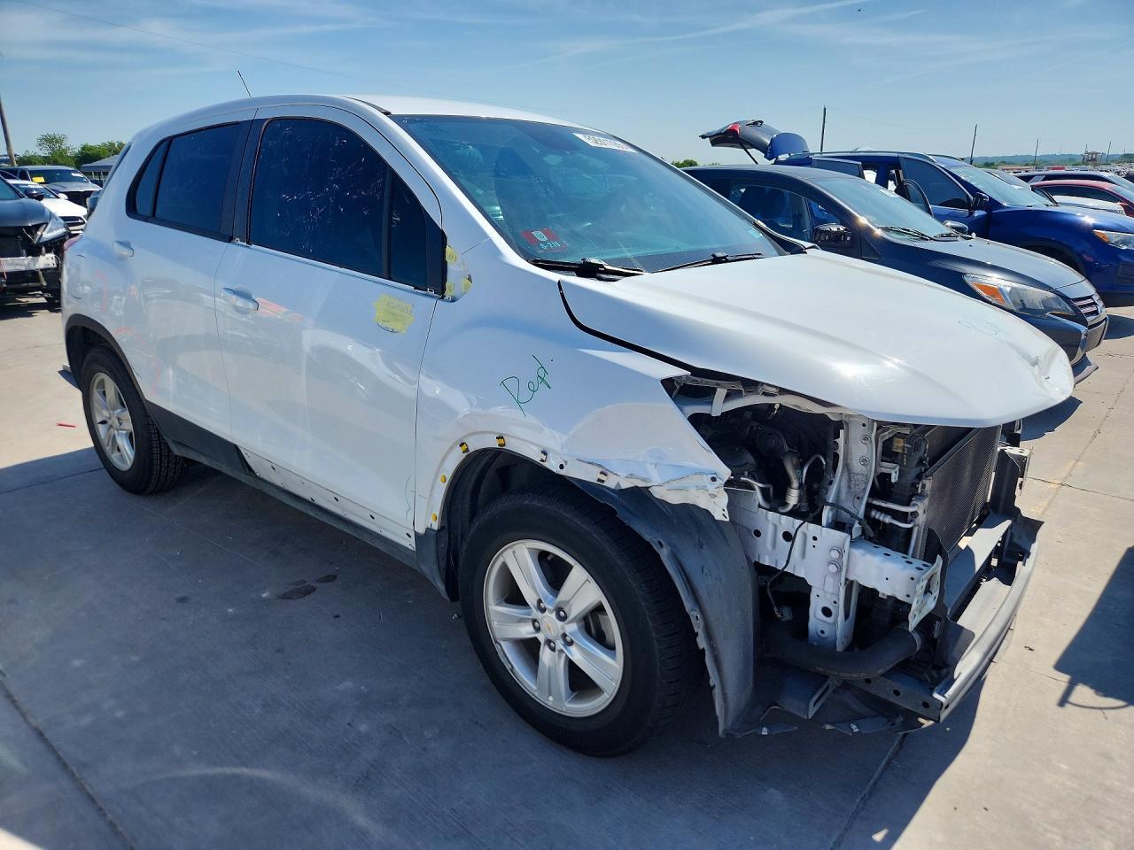 2020 Chevrolet Trax Ls - Image 4