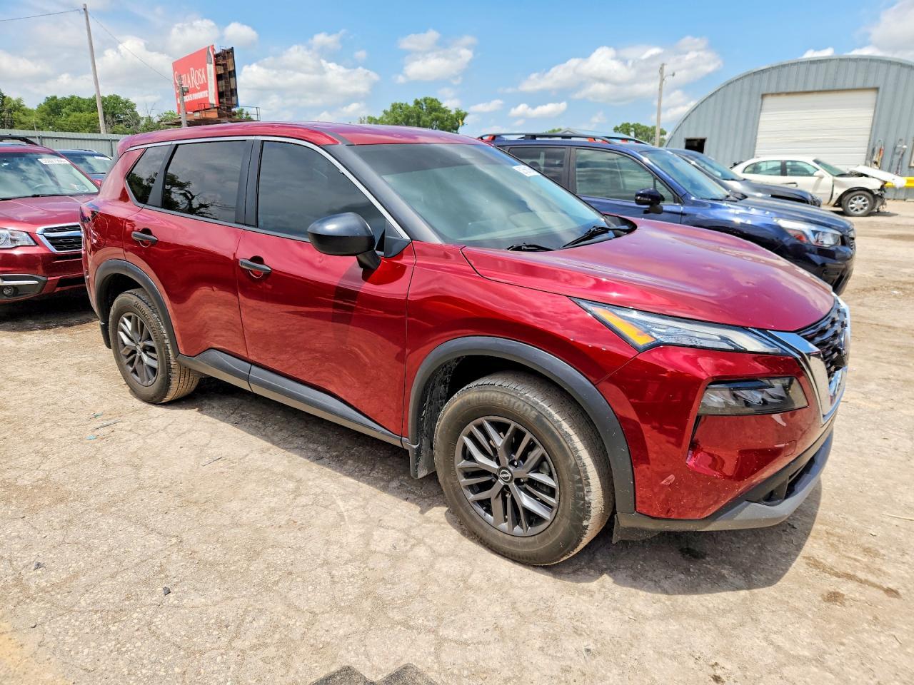 2023 Nissan Rogue S - Image 4