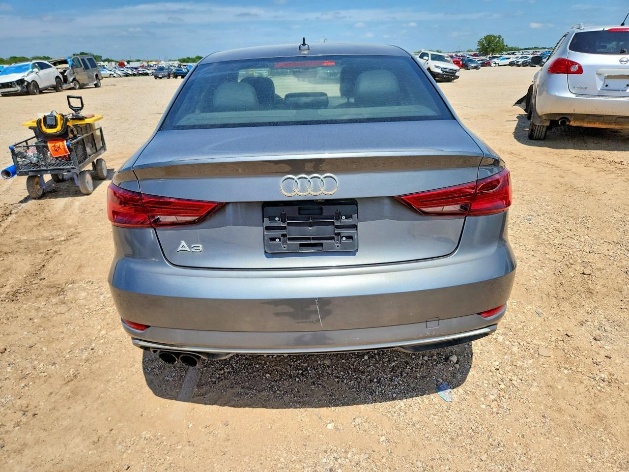 2018 Audi A3 Premium - Фото 6