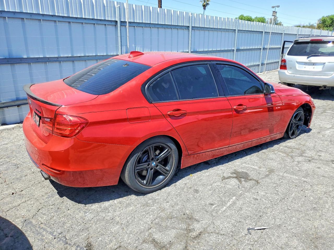 2012 BMW 335 I - Фото 3
