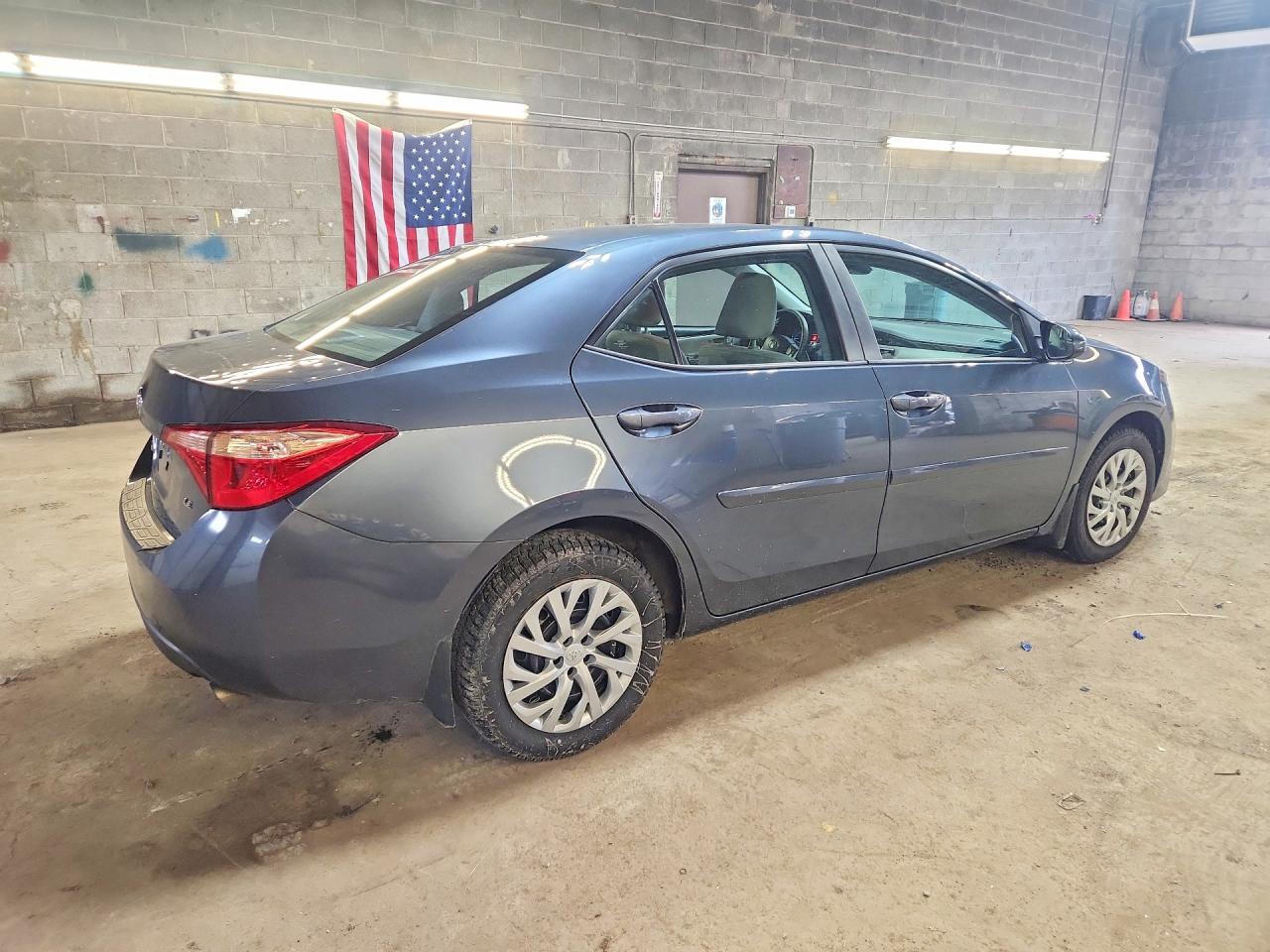 2018 Toyota Corolla Le - Фото 3