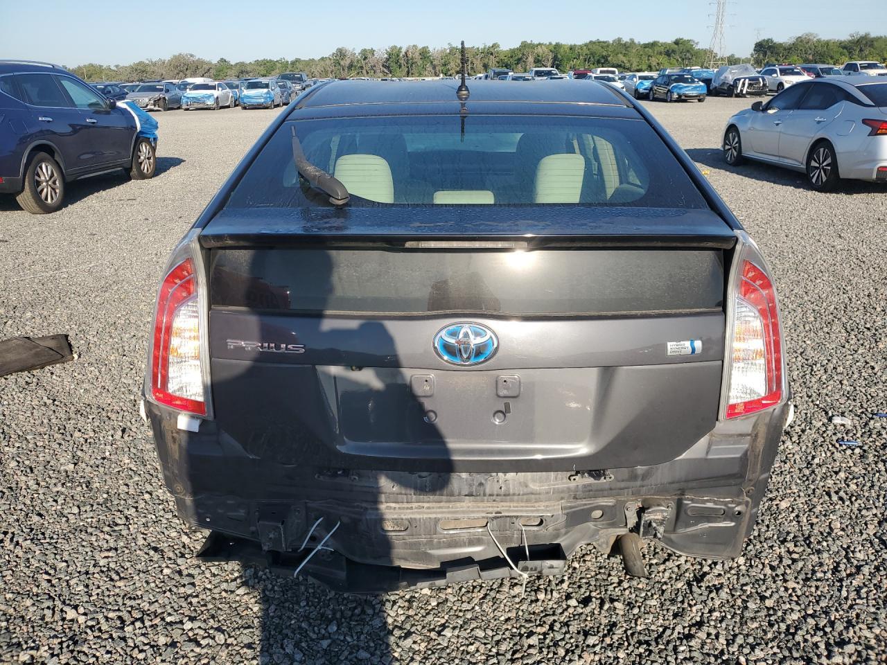 2015 Toyota Prius Two - Фото 6