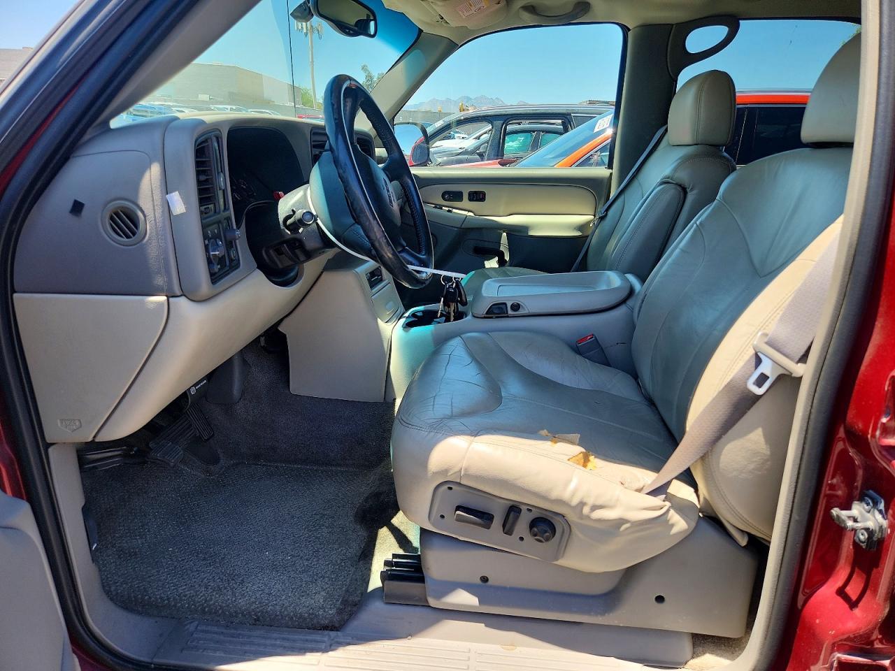 2002 GMC Yukon - Image 7