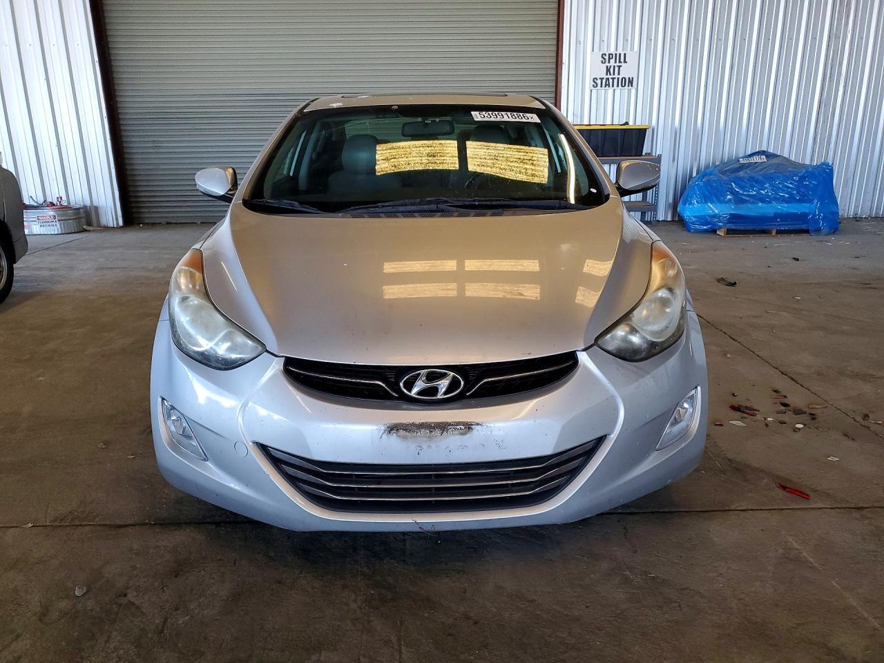 2013 Hyundai Elantra Limited - Image 5