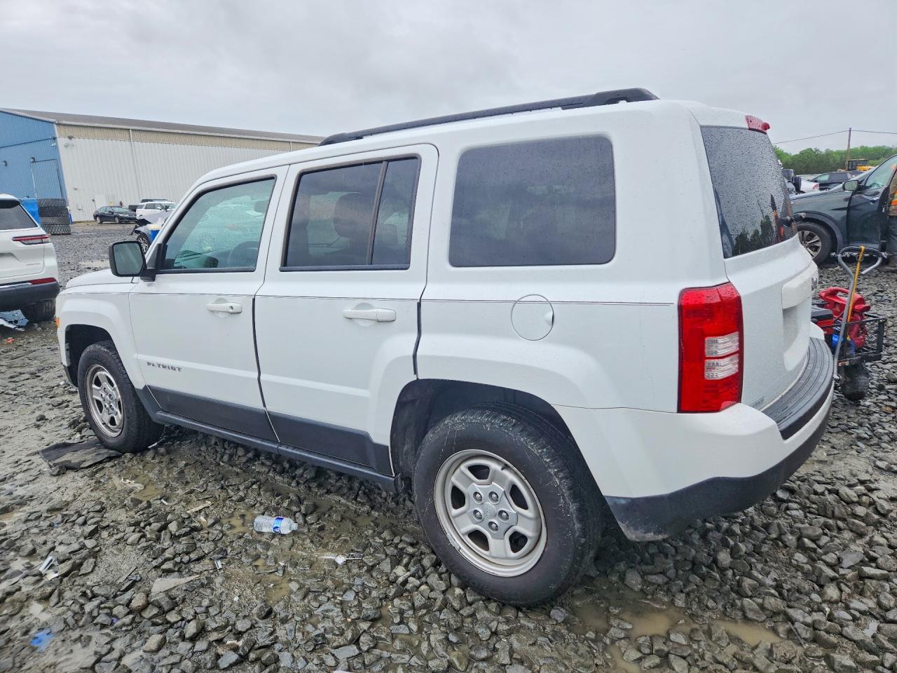 2017 Jeep Patriot Sport - Image 2