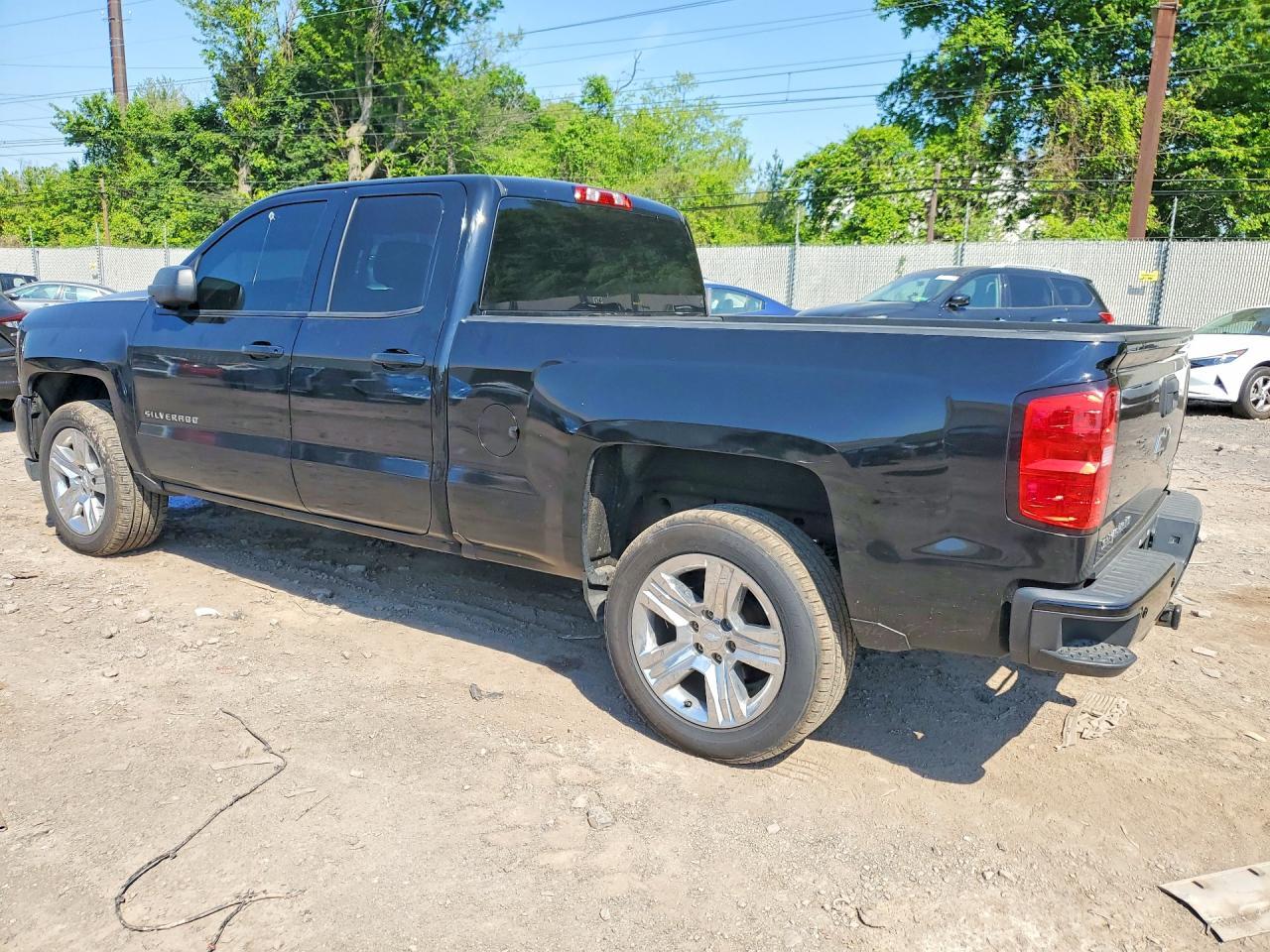 2019 Chevrolet Silverado Ld K1500 Custom - Фото 2