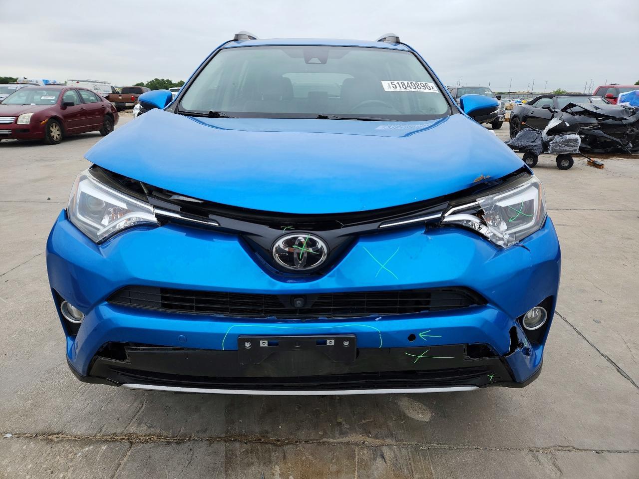 2017 Toyota Rav4 Limited - Image 5