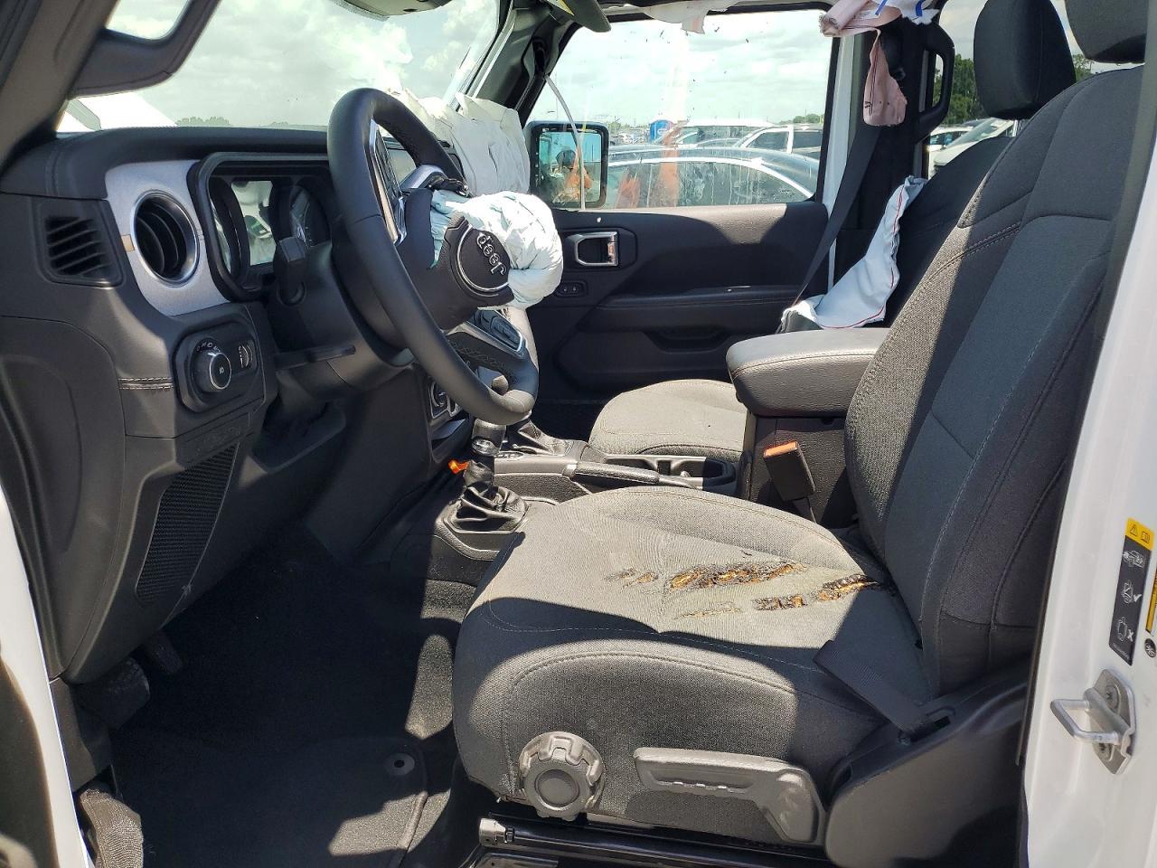 2026 Jeep Wrangler Sahara - Image 7