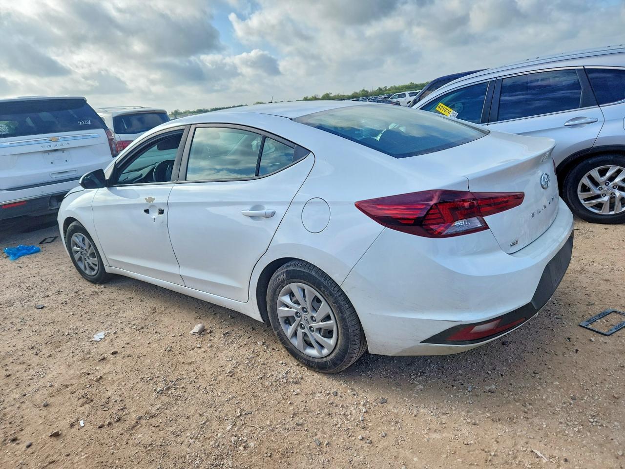 2019 Hyundai Elantra Se - Фото 2
