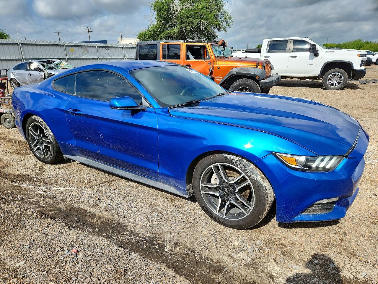 2017 Ford Mustang - Фото 6