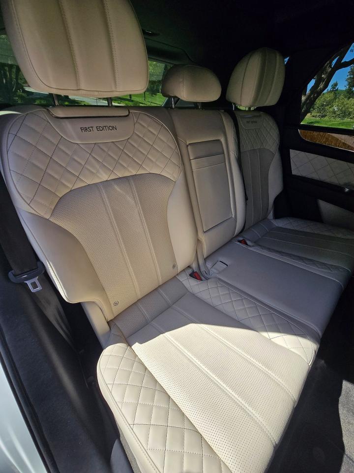 2017 Bentley Bentayga - Image 6