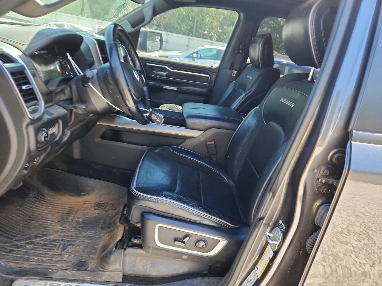 2022 Ram 1500 Laramie - Image 7
