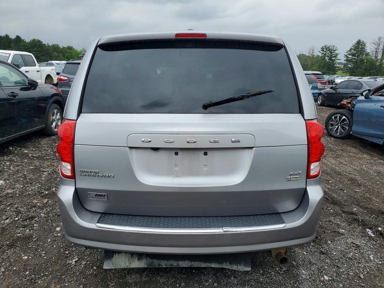 2019 Dodge Grand Caravan Sxt - Фото 6