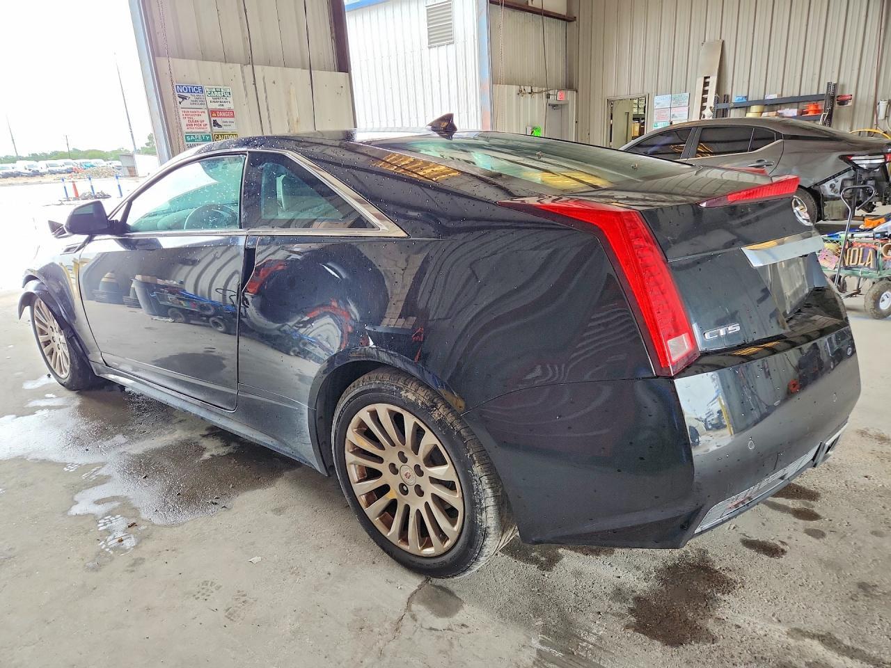 2013 Cadillac Cts Premium Collection - Image 2