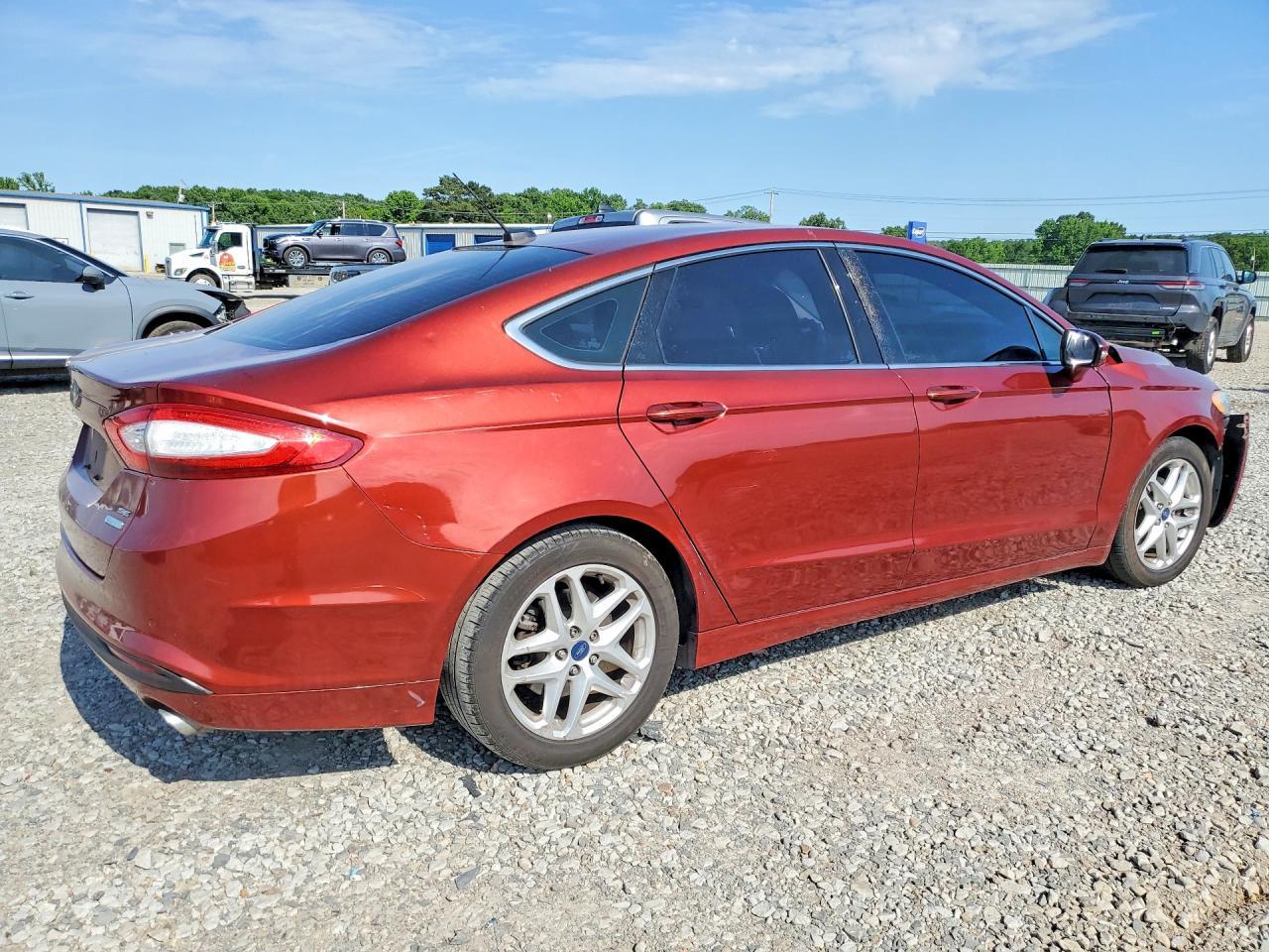 2014 Ford Fusion - Фото 3