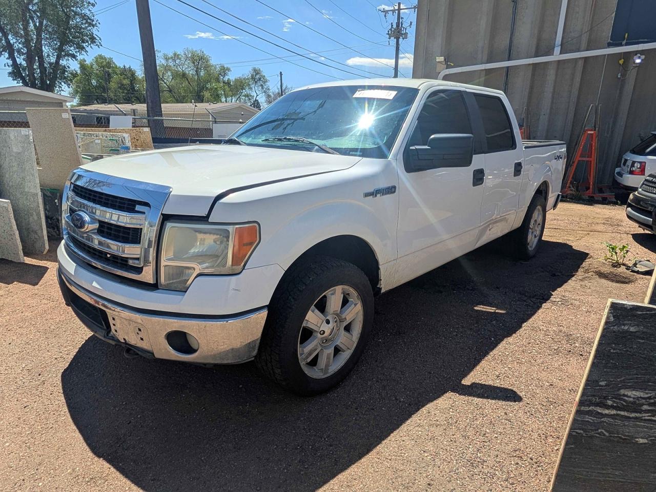 2014 Ford F150 Supercrew - Фото 2