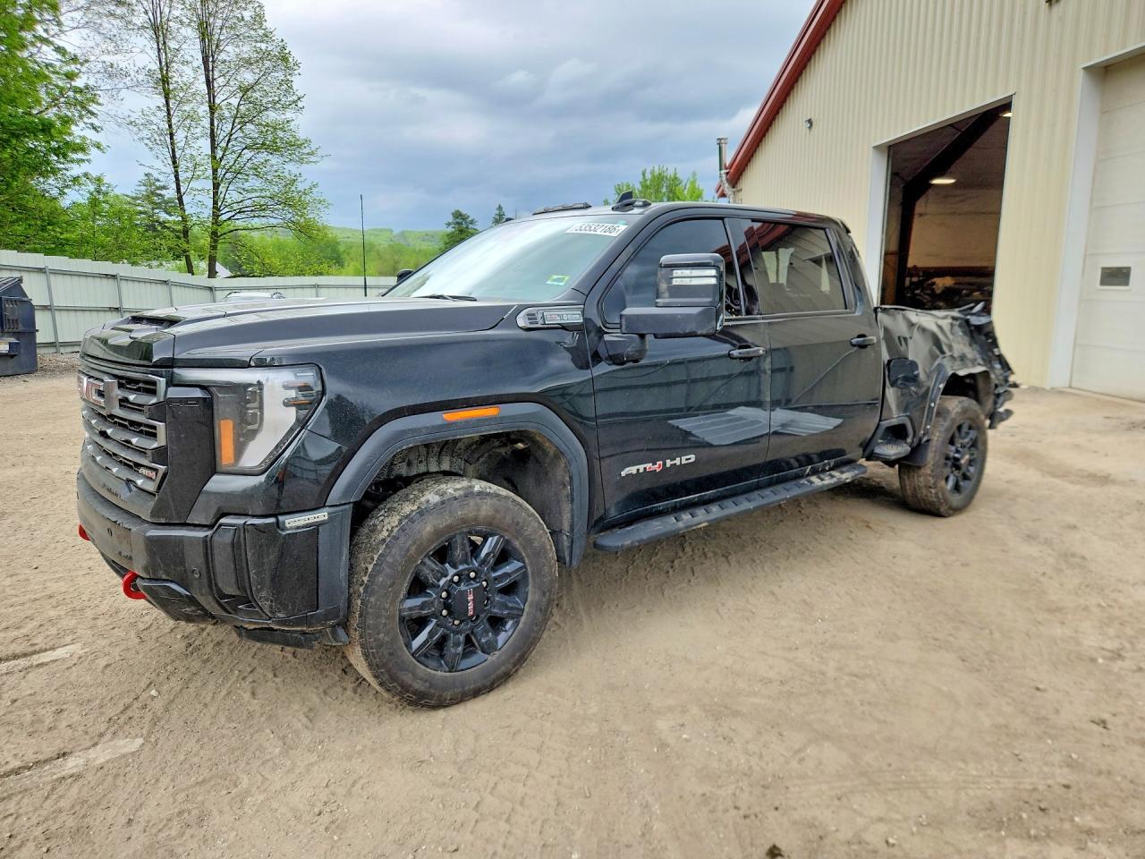 2025 GMC Sierra K2500 At4