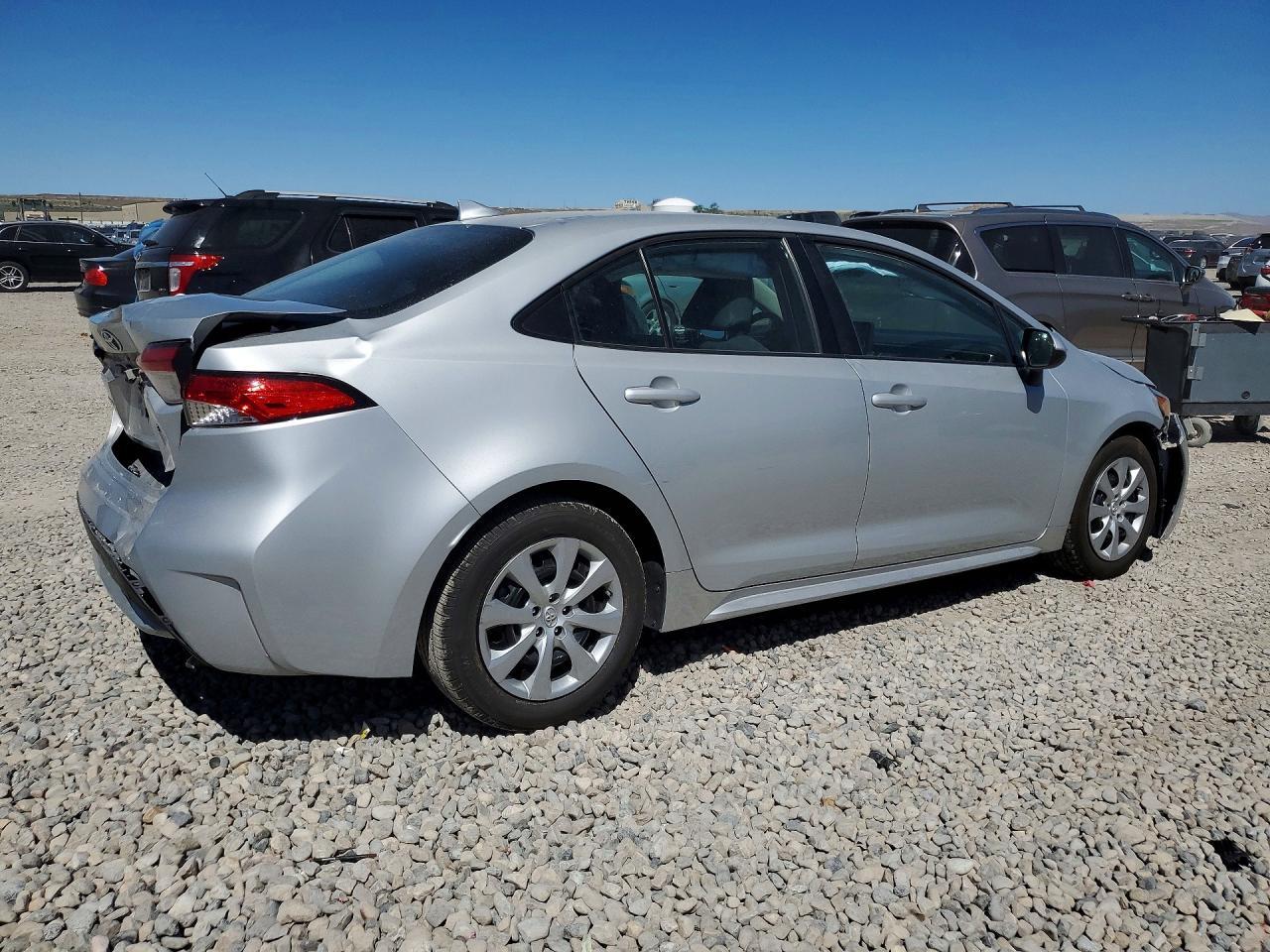 2022 Toyota Corolla Le - Фото 3