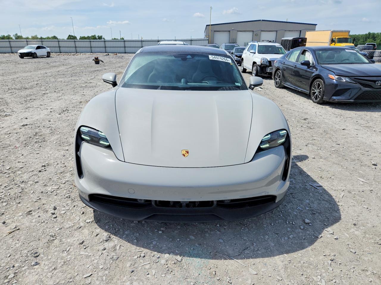 2021 Porsche Taycan 4S - Фото 5