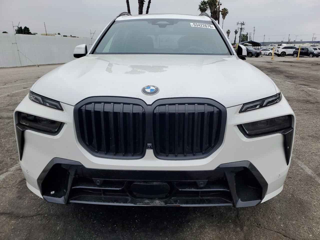 2026 BMW X7 xDrive40I - Image 5
