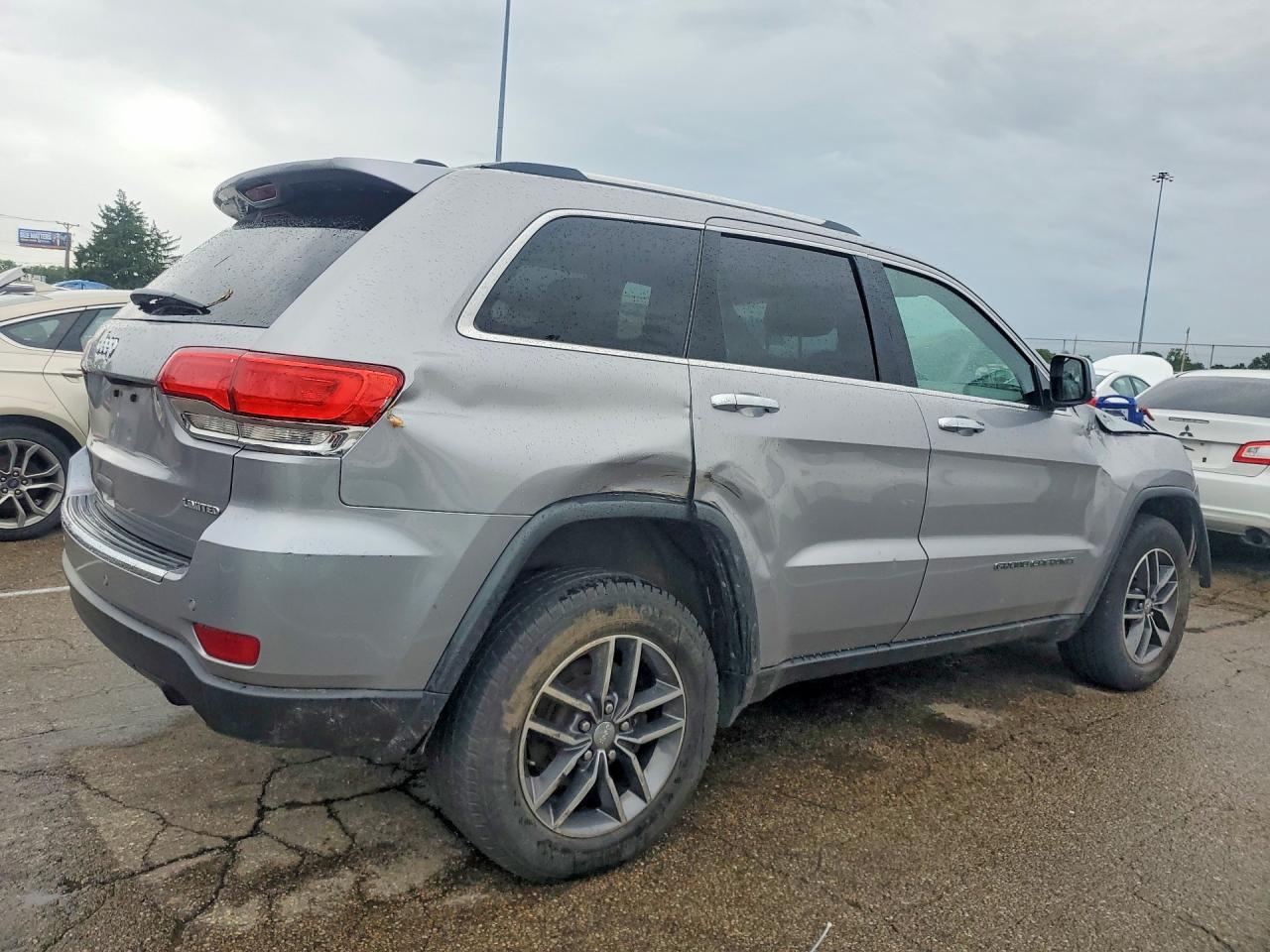 2017 Jeep Grand Cherokee Limited - Image 3