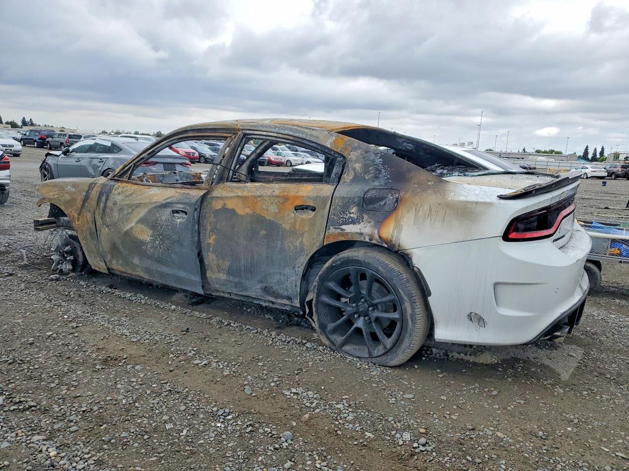 2021 Dodge Charger Gt - Фото 2