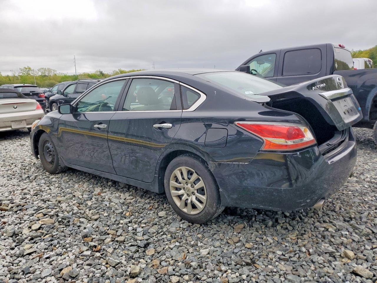 2013 Nissan Altima 2.5 - Фото 2