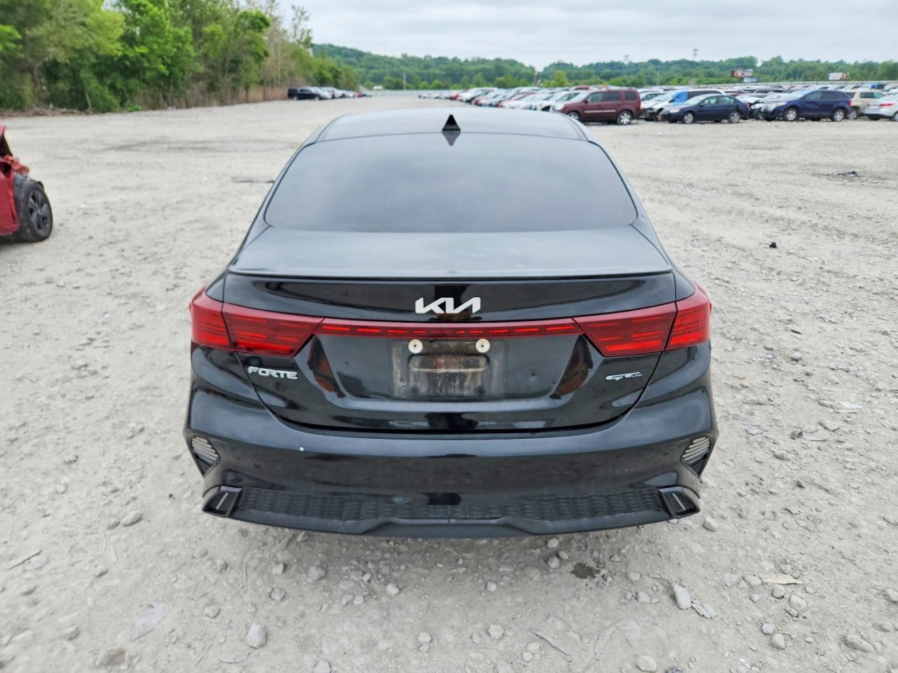 2022 Kia Forte Gt Line - Фото 6
