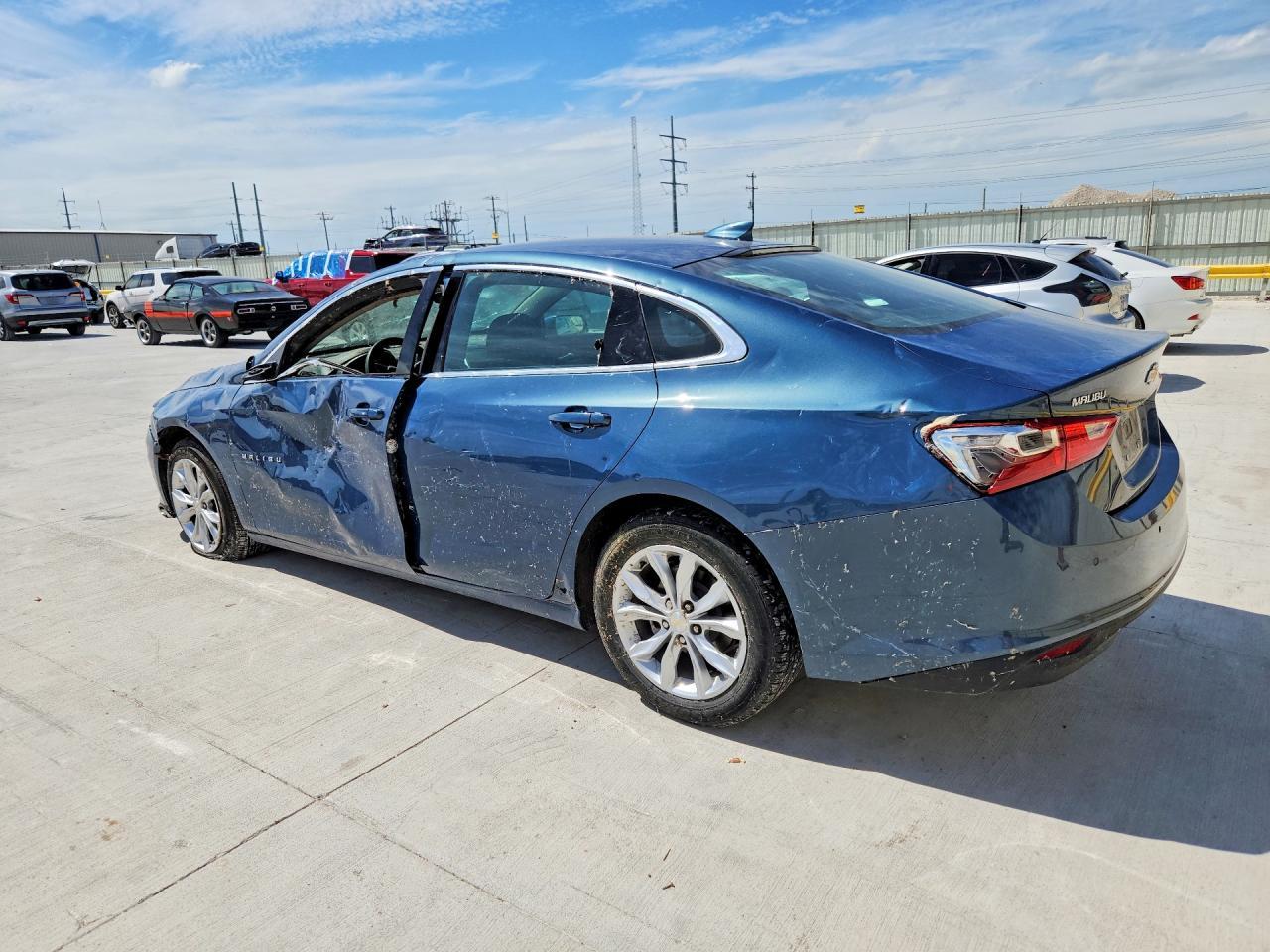 2024 Chevrolet Malibu Lt - Фото 2