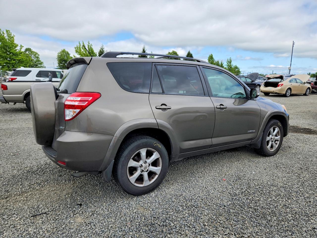 2011 Toyota Rav4 Limited - Фото 3