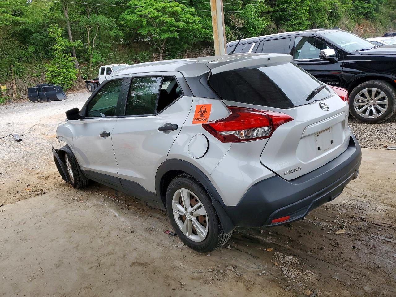 2019 Nissan Kicks S - Фото 2